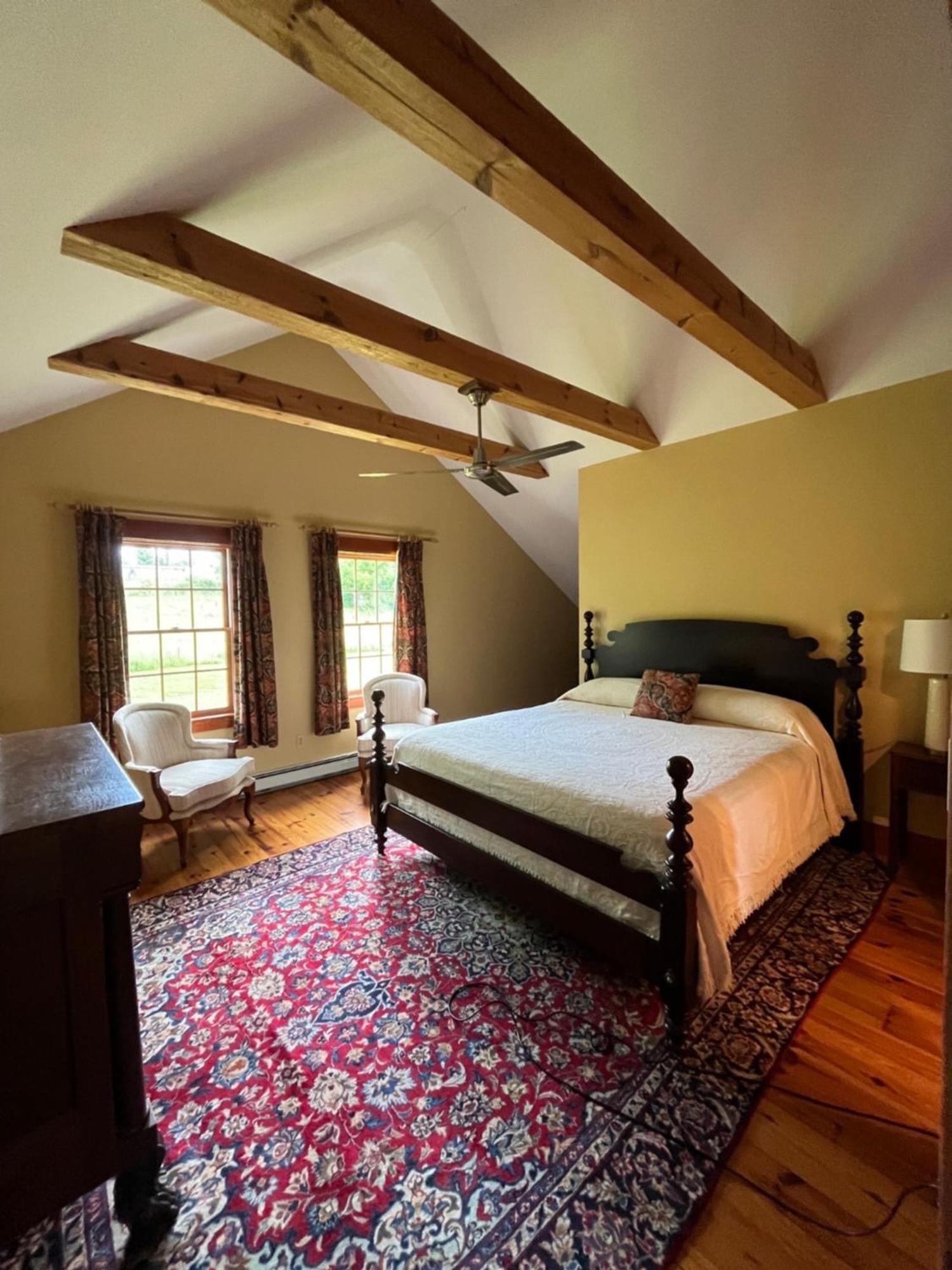 Inn At Valley Farms Walpole Room photo