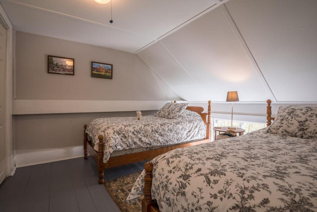 Inn At Valley Farms Walpole Room photo