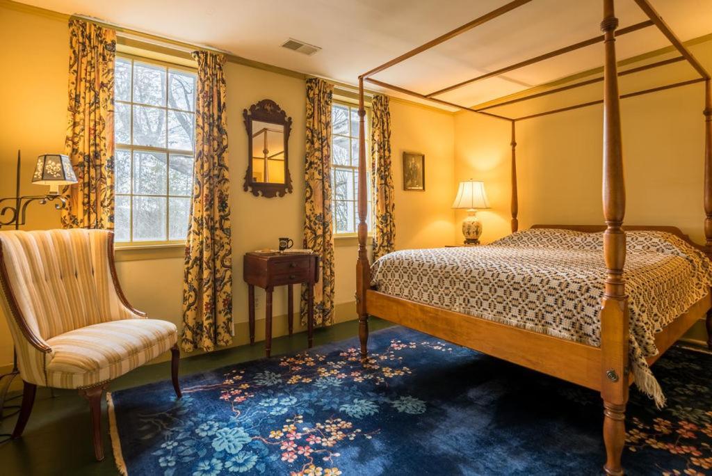 Inn At Valley Farms Walpole Room photo